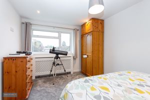Bedroom- click for photo gallery